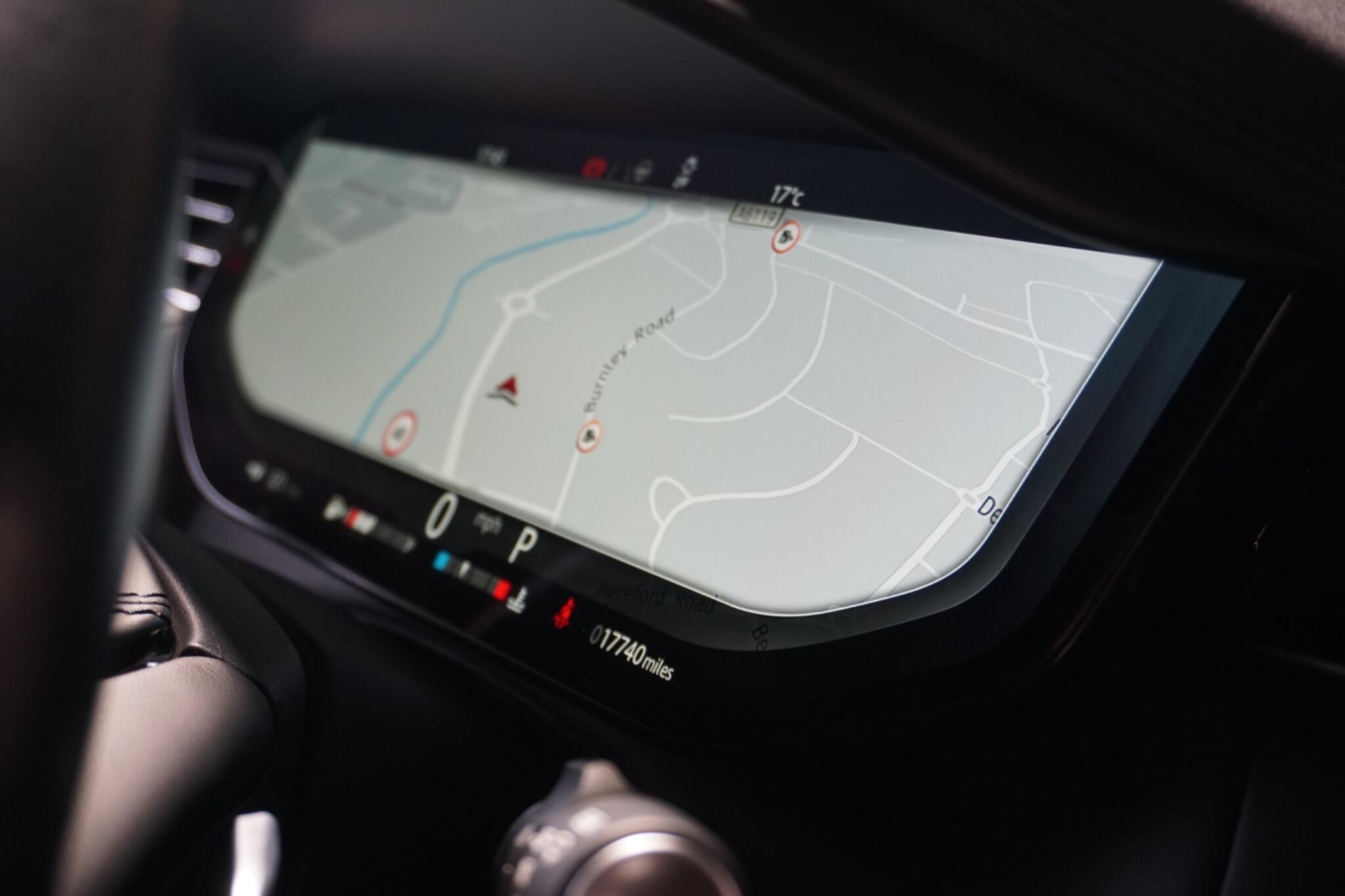 Land Rover Range Rover Sport 3.0 D300 MHEV Dynamic SE SUV 5dr Diesel Auto 4WD Euro 6 (s/s) (300 ps)